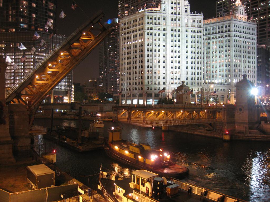 IMG_9437.JPG - Michigan Avenue Bridge