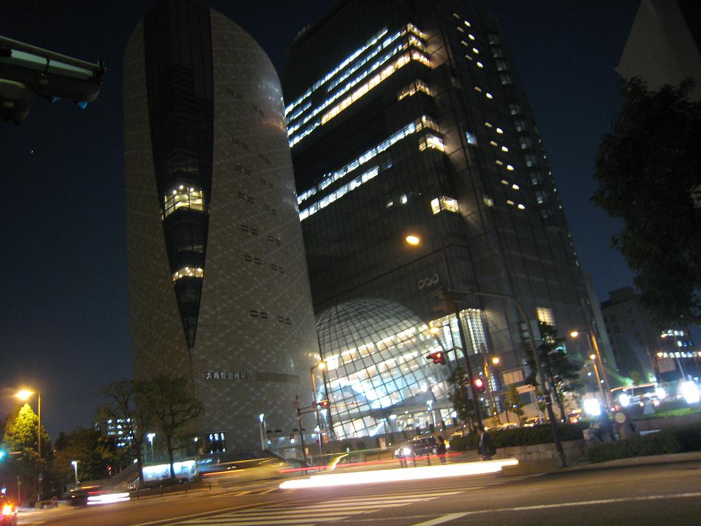 IMG_9746.JPG - Osaka musuem of history (left) and NHK broadcast center