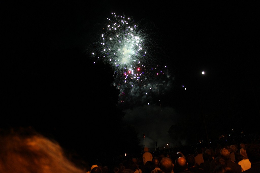 IMG_2869.JPG - Fireworks at end of Laternenfest 2009 in Bad Homburg