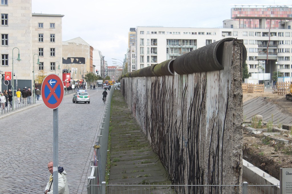 IMG_3028.JPG - Berlin Wall  http://en.wikipedia.org/wiki/Berlin_Wall 