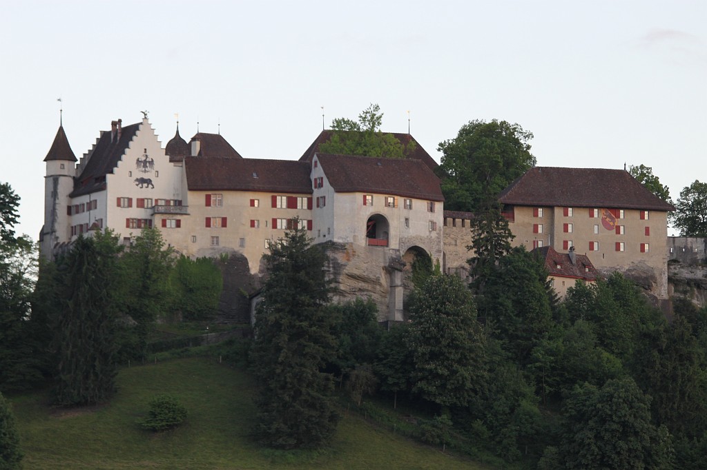 IMG_5947.JPG - Schloss Lenzburg  http://en.wikipedia.org/wiki/Schloss_Lenzburg 