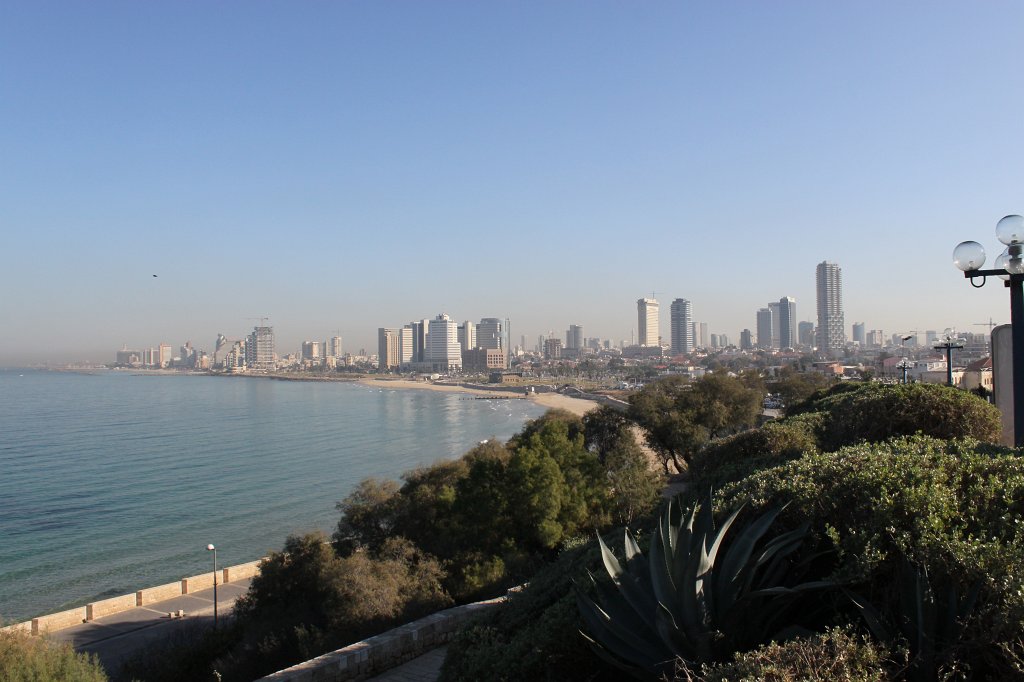 IMG_6191.JPG - Tel Aviv  http://en.wikipedia.org/wiki/Tel_Aviv beach front, looking from Old Jaffa