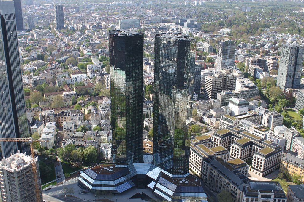 IMG_7685.JPG - Deutsche Bank Türme  http://en.wikipedia.org/wiki/Deutsche_Bank_Twin_Towers 