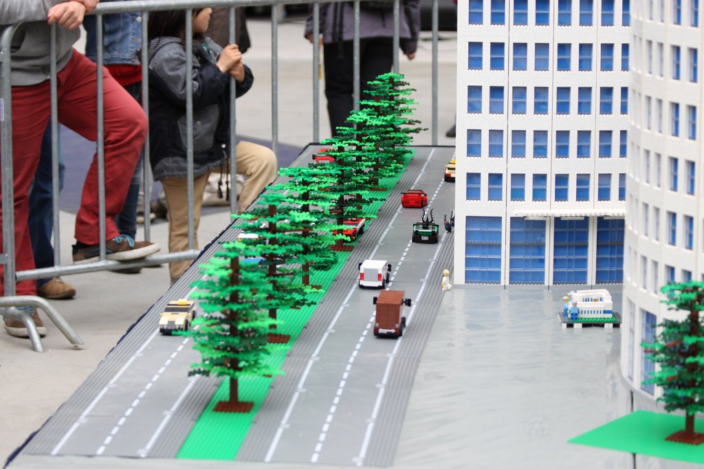 IMG_4609.JPG - The  Lego  version of the  Frankfurt  skyline at the  Wolkenkratzer Festival  2013