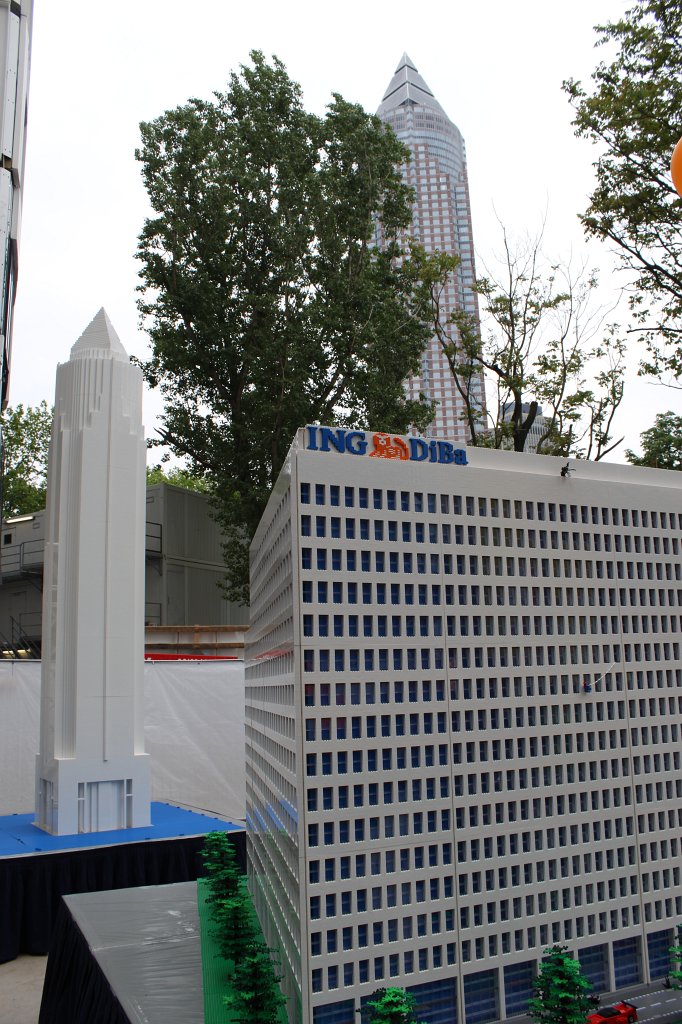 IMG_4614.JPG - The  Lego  version of the  Frankfurt  skyline at the  Wolkenkratzer Festival  2013