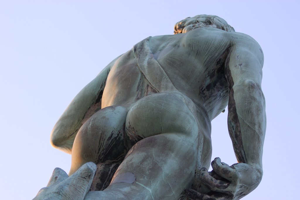 IMG_5773.JPG - The back of  Michelangelo's David 