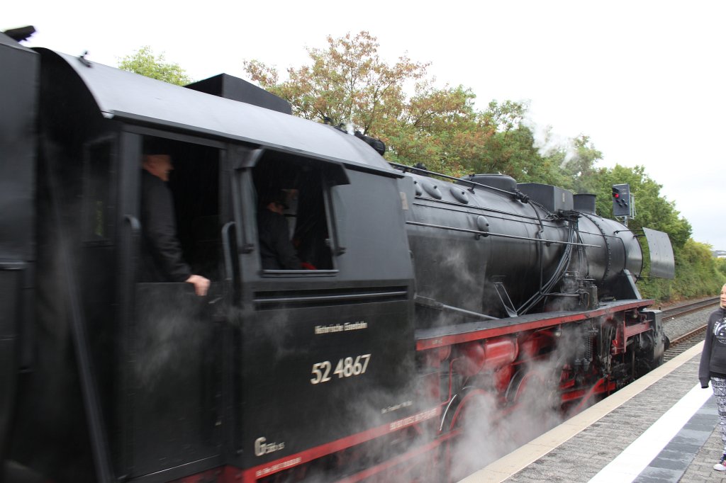 IMG_8002.JPG -  Steam train  in  Neu-Anspach  station