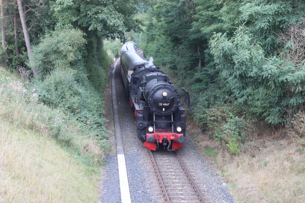 IMG_8017.JPG -  Steam train  approaching  Usingen 