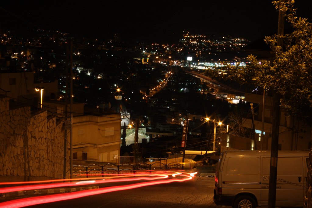 IMG_9497.JPG - Descent to  Nazareth  at night