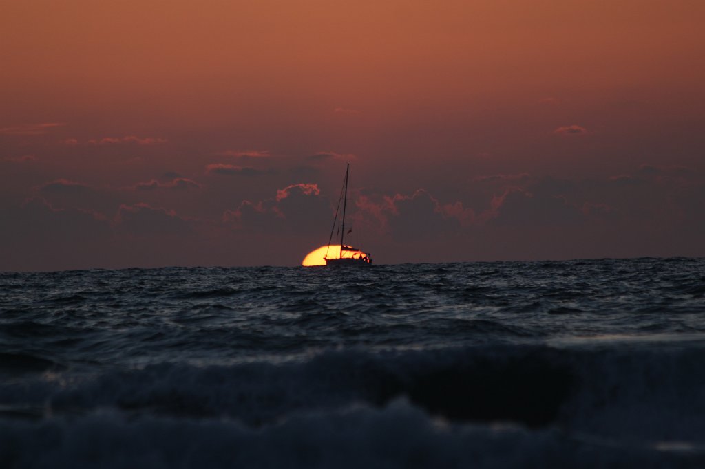 IMG_9634.JPG - Sunset sailing