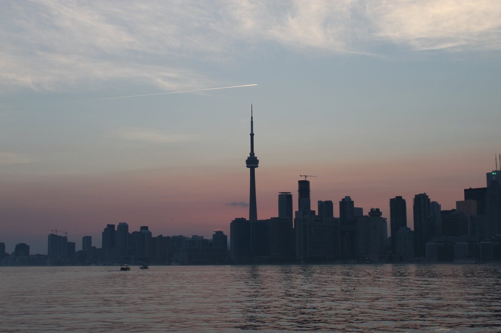 IMG_2257.JPG -  Toronto  dusk