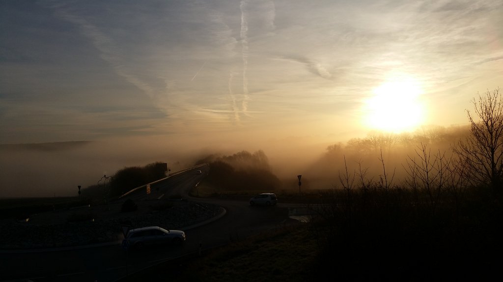 20141121_083531.jpg - Morning fog in the Heisterbach valley