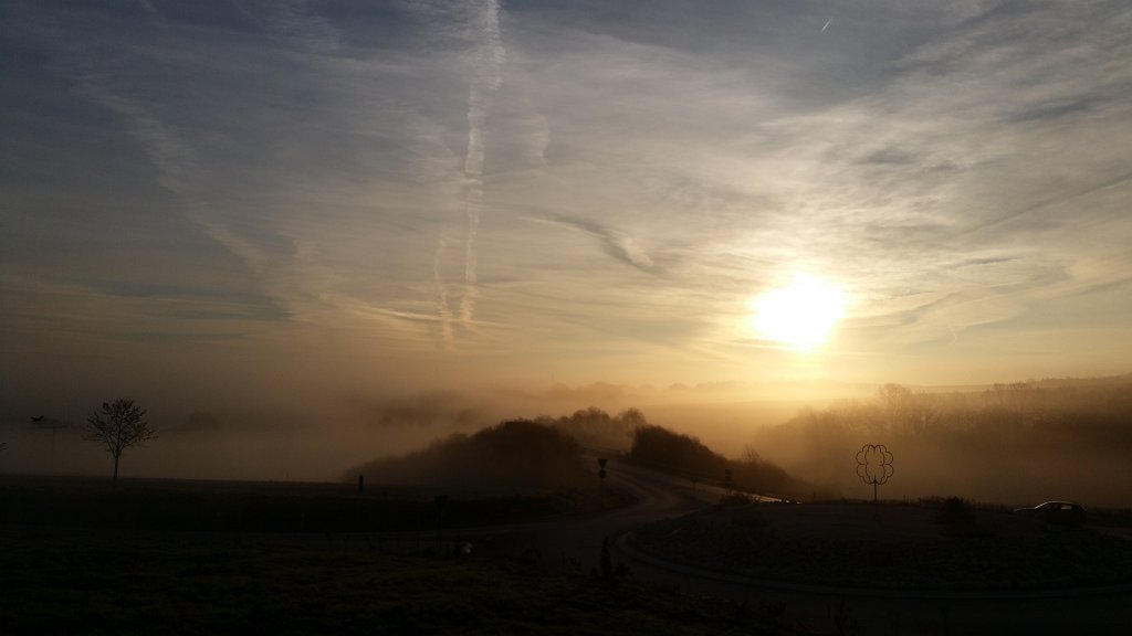 20141121_083655.jpg - Morning fog in the Heisterbach valley