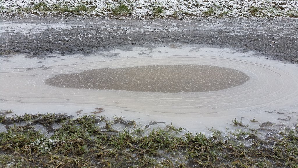 20150129_093349.jpg - Frozen puddle
