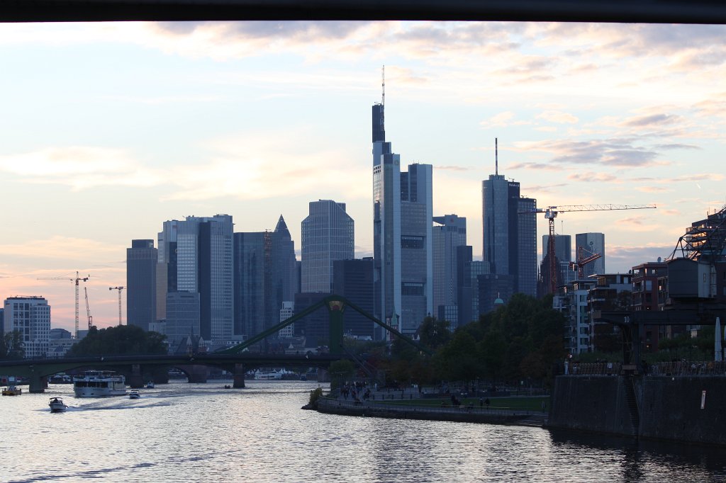 IMG_4857.JPG -  Frankfurt  Skyline