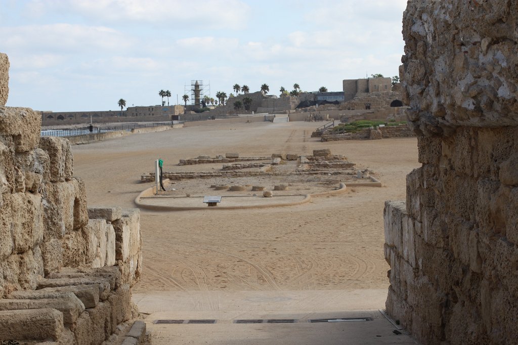 IMG_2876.JPG -  Caesarea Maritima  hippodrome
