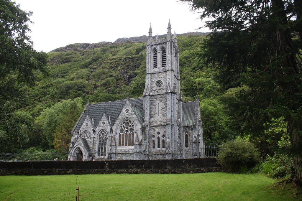IMG_5037.JPG -  Kylemore Abbey  Gothic Church