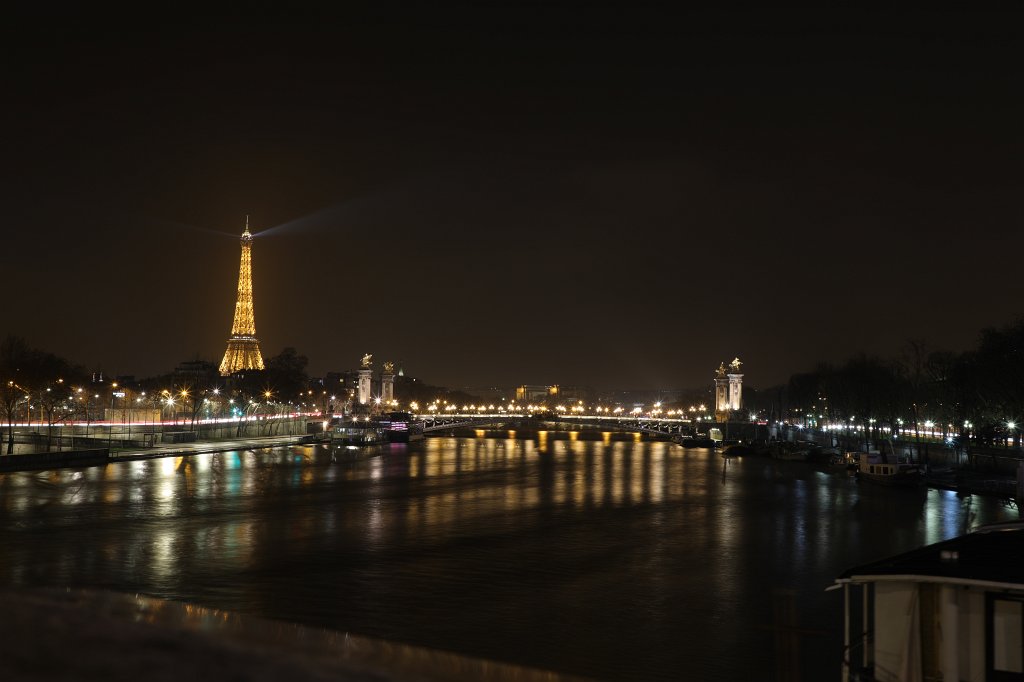574B1613.JPG -  Pont Alexandre III  and  Tour Eiffel 