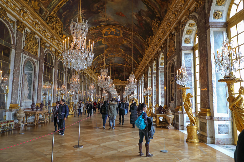 574B1711_c1.jpg -  Galerie des Glaces (Hall of Mirrors)  in the  Palace of Versailles 