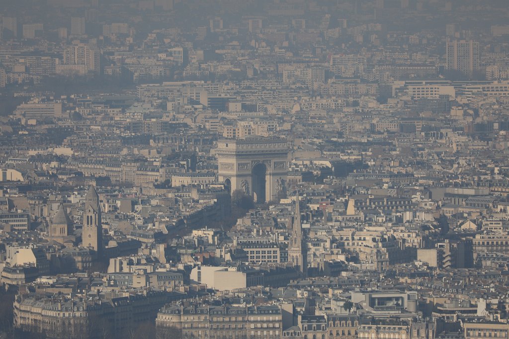 574B2081.JPG -  Arc de Triomphe de l'Étoile  view from the  Tour Montparnasse 